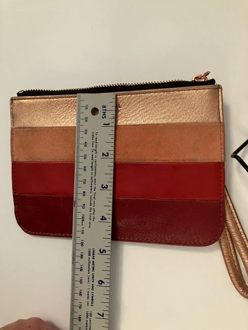 Fossil compact wristlet
